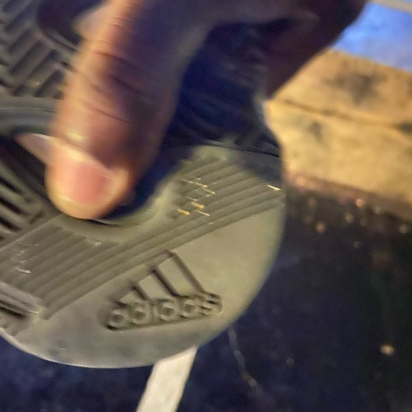 Sz 7 Yeezy boost 700 - Picture 4 of 6